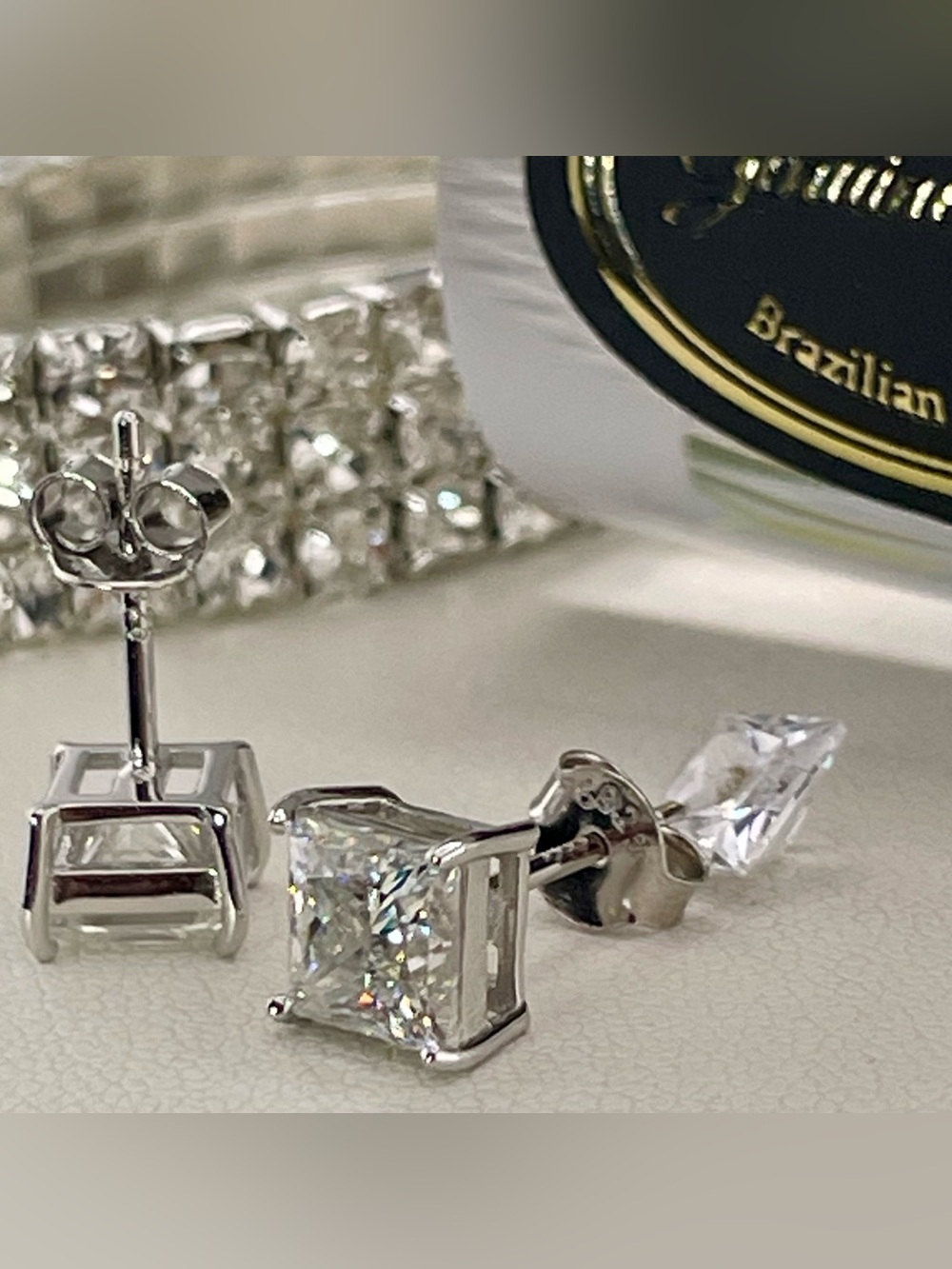 Certified 2ct Diamond studs 18k white gold on 925. Earrings 1ct each - Picture 5 of 7